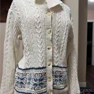 Vintage Liz Wear blue and Ivory fair isle Cable Knit Cardigan with Navy Accents
